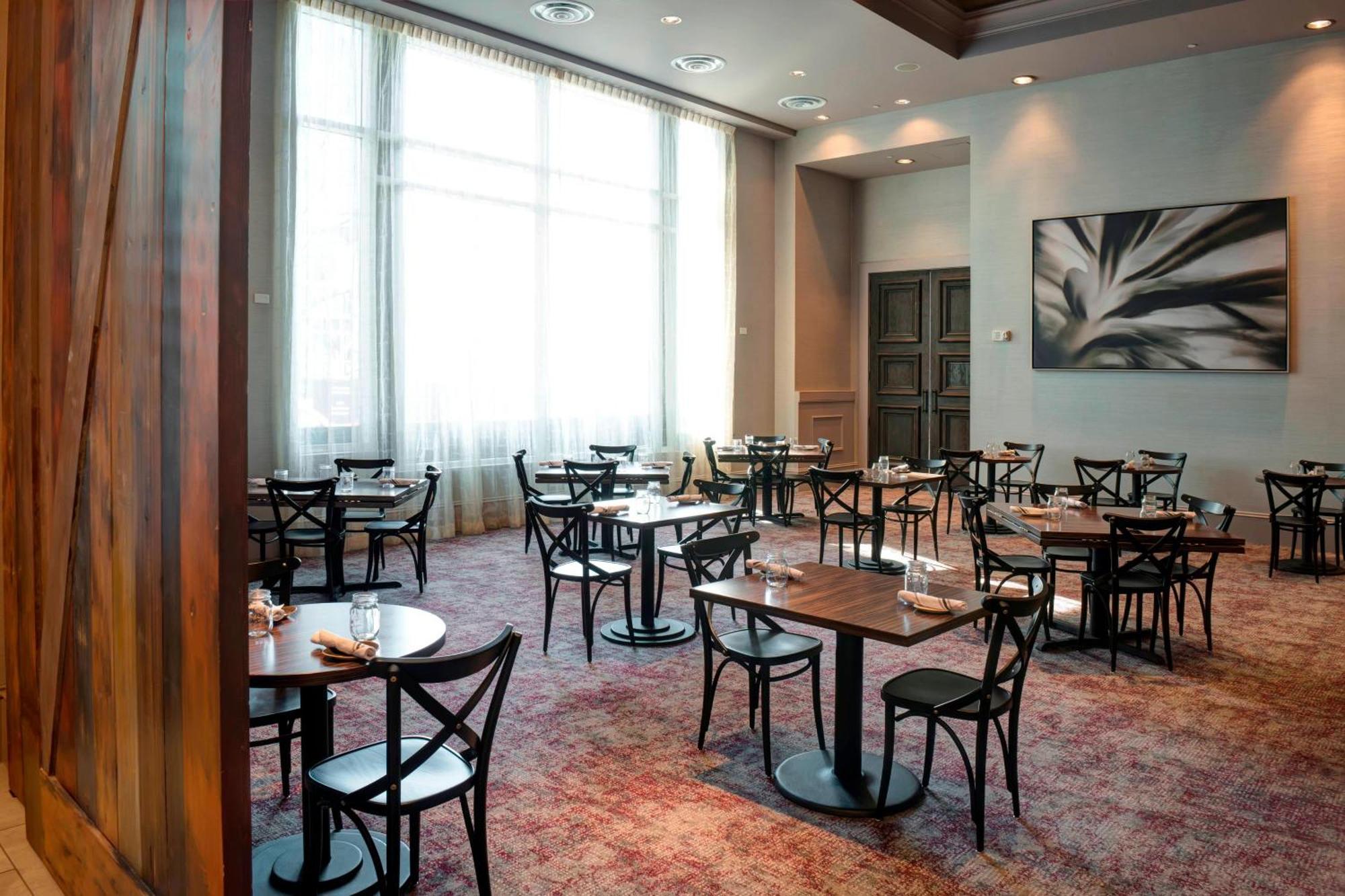 Raleigh Marriott City Center Екстериор снимка